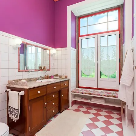 Vintage Balcony Ovar