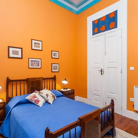Vintage Balcony Guest house