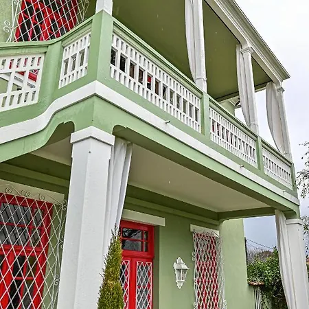 Guest house Vintage Balcony 4*