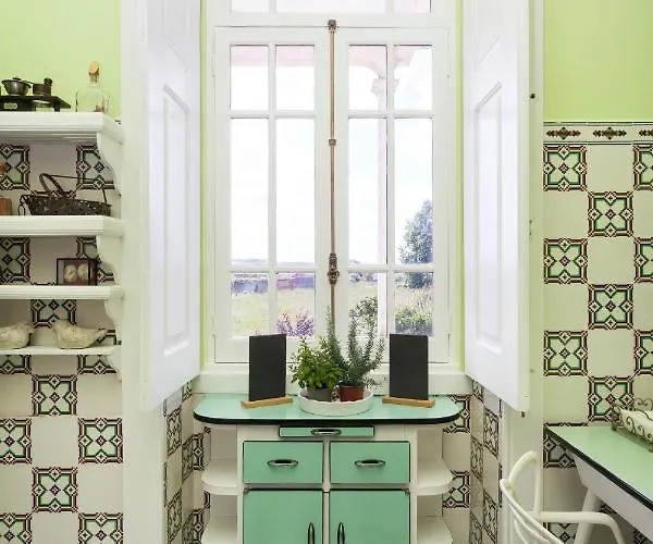 Vintage Balcony & Affittacamere Ovar