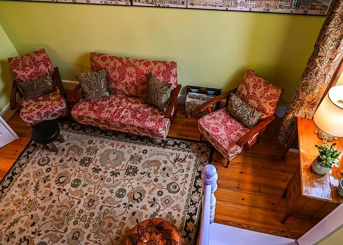 Vintage Balcony & 4*