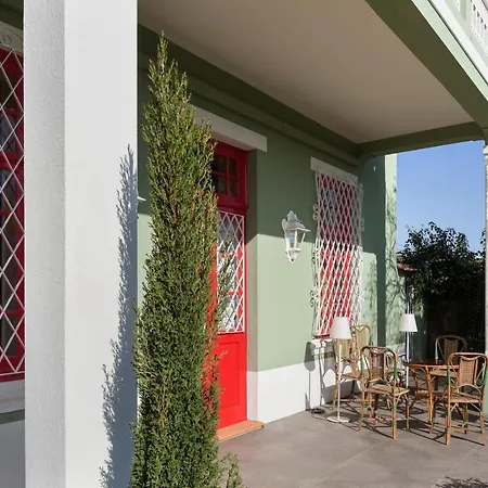 Guest house Vintage Balcony & 4*