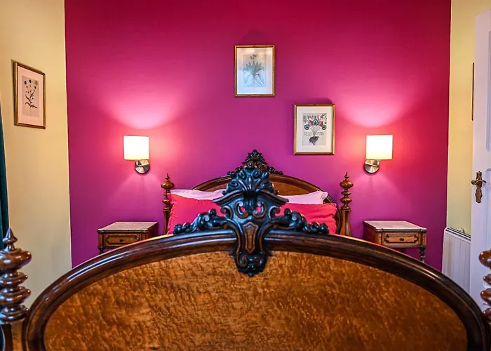 بيت ضيافة Vintage Balcony &