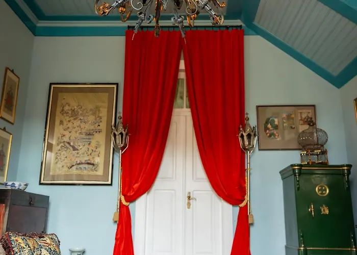 Vintage Balcony & Maison d'hôtes